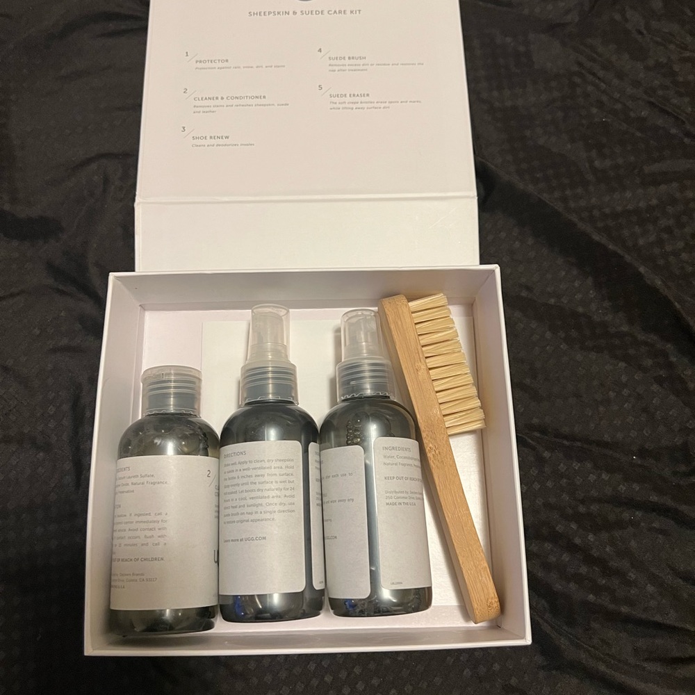 Boots and cleaning kit